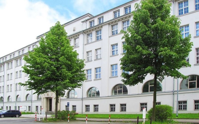 Schulgebäude